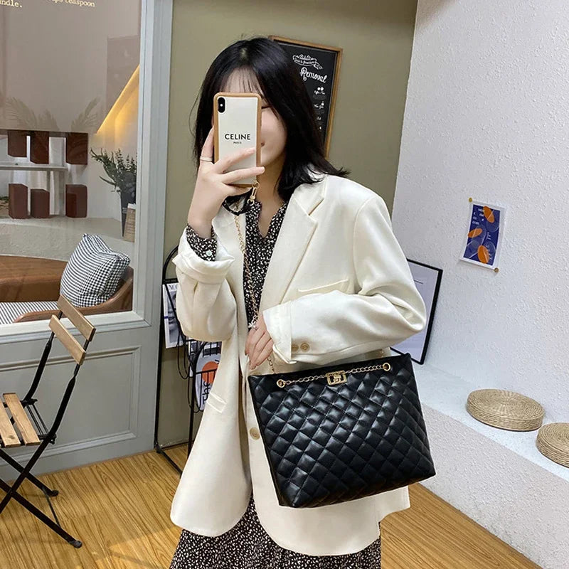 PU Leather Diamond Lattice Tote Bag