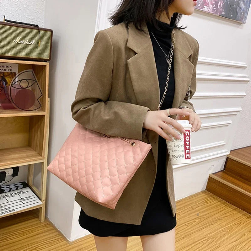 PU Leather Diamond Lattice Tote Bag