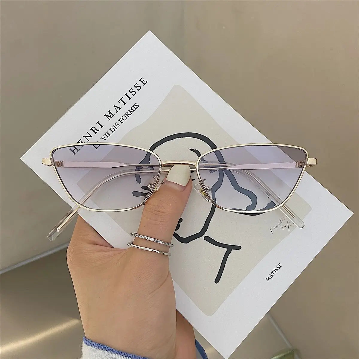 Women’s Classic Oversized Square Metal Sunglasses