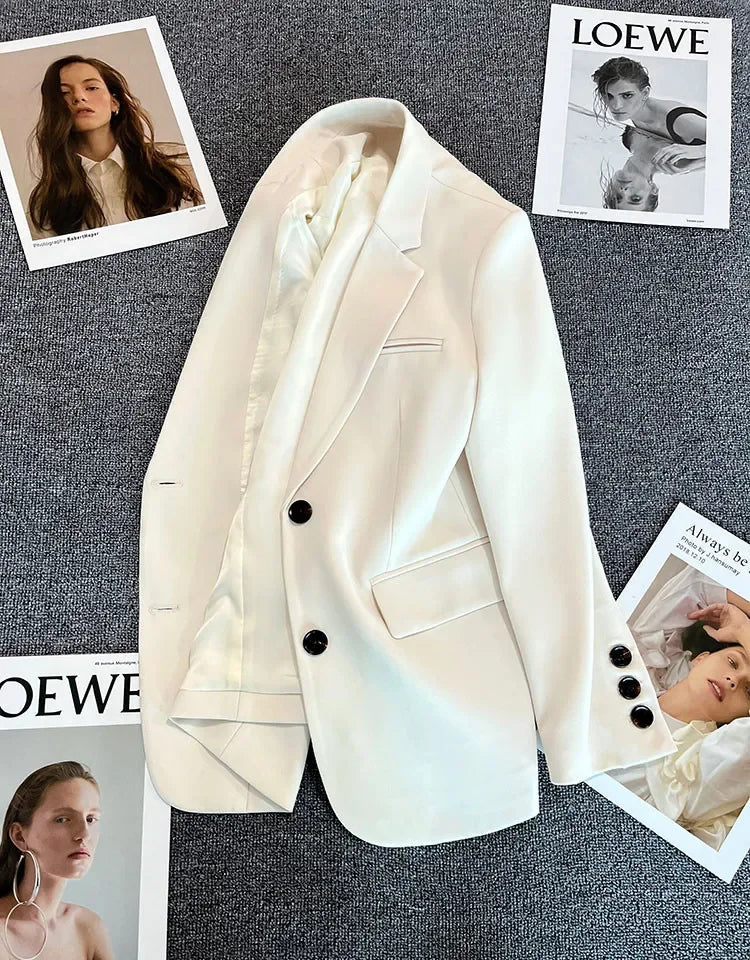 Classic Single-Button Women’s Blazer