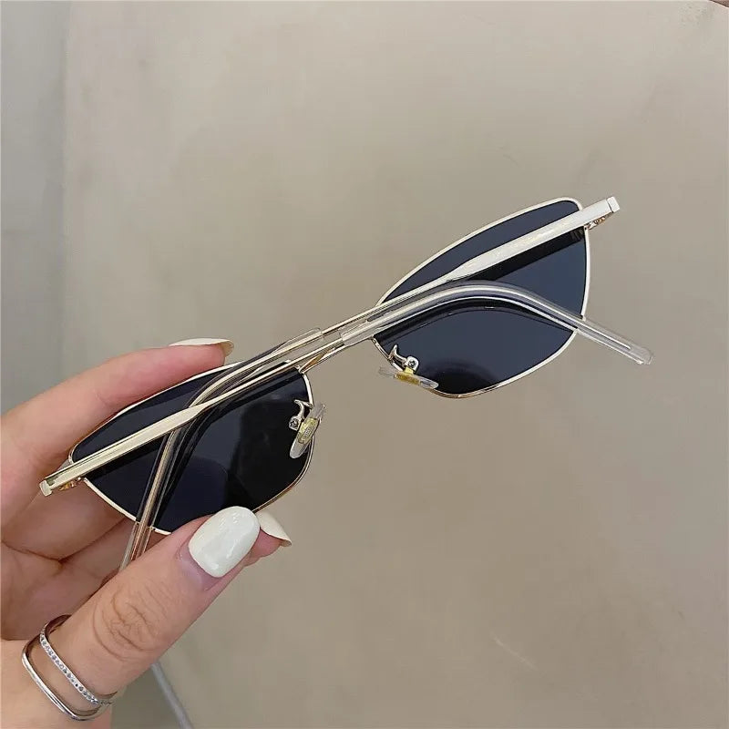 Women’s Classic Oversized Square Metal Sunglasses