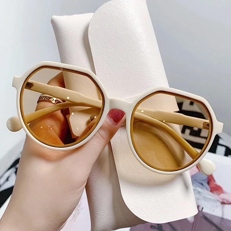 Women’s Geometric Frame Sunglasses