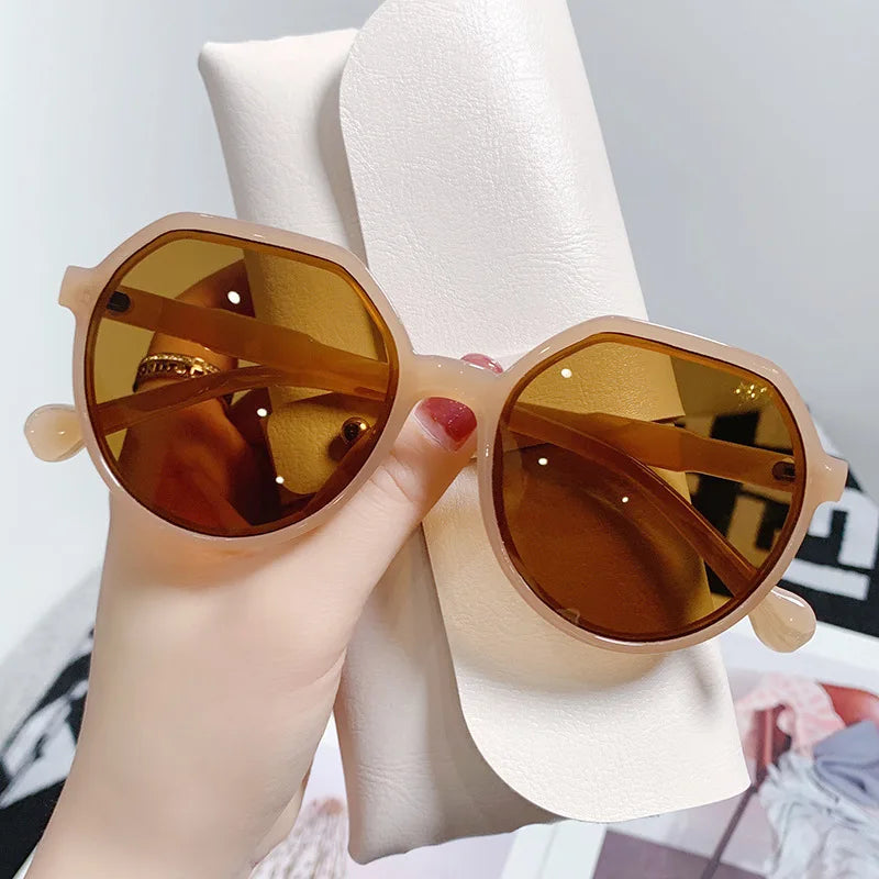 Women’s Geometric Frame Sunglasses