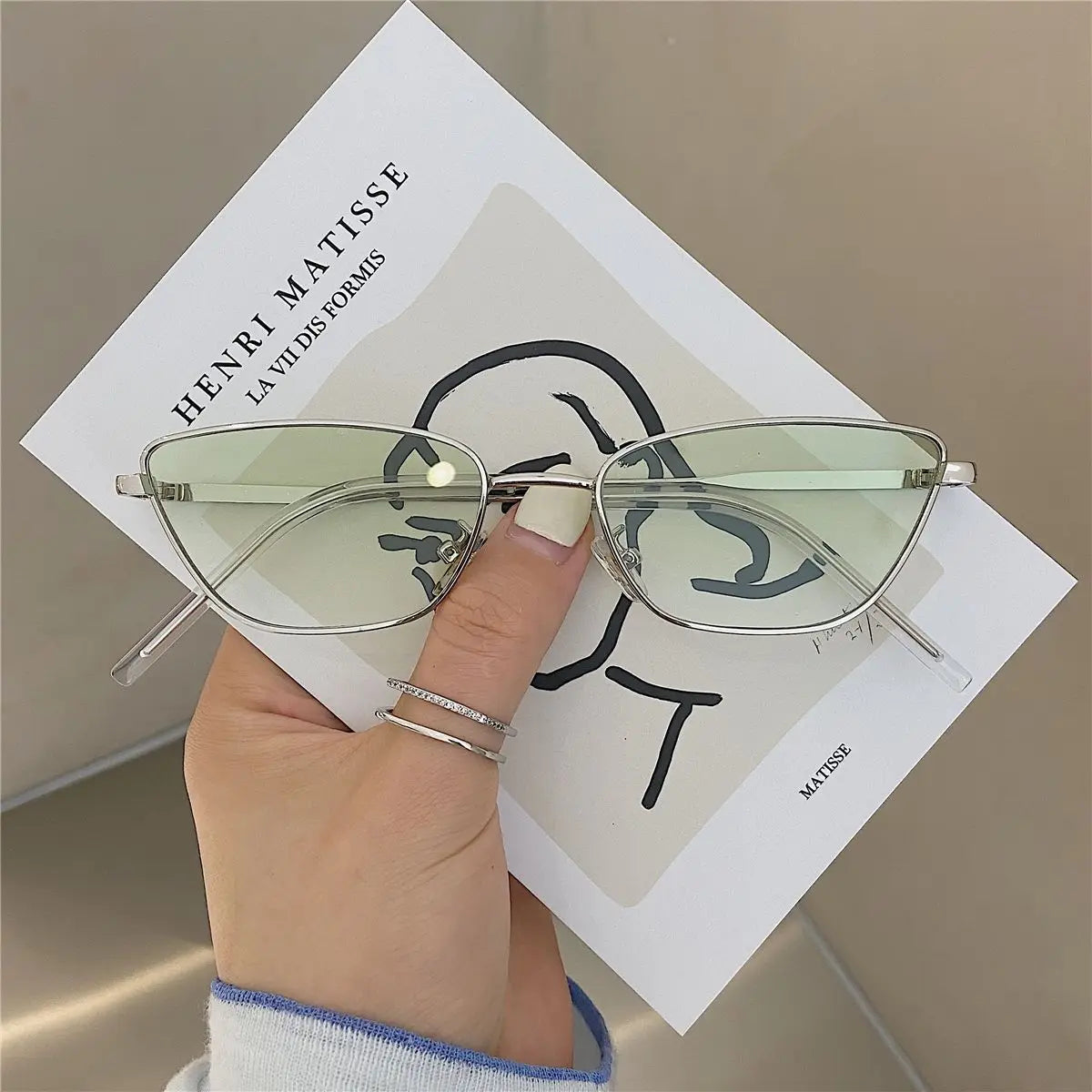 Women’s Classic Oversized Square Metal Sunglasses