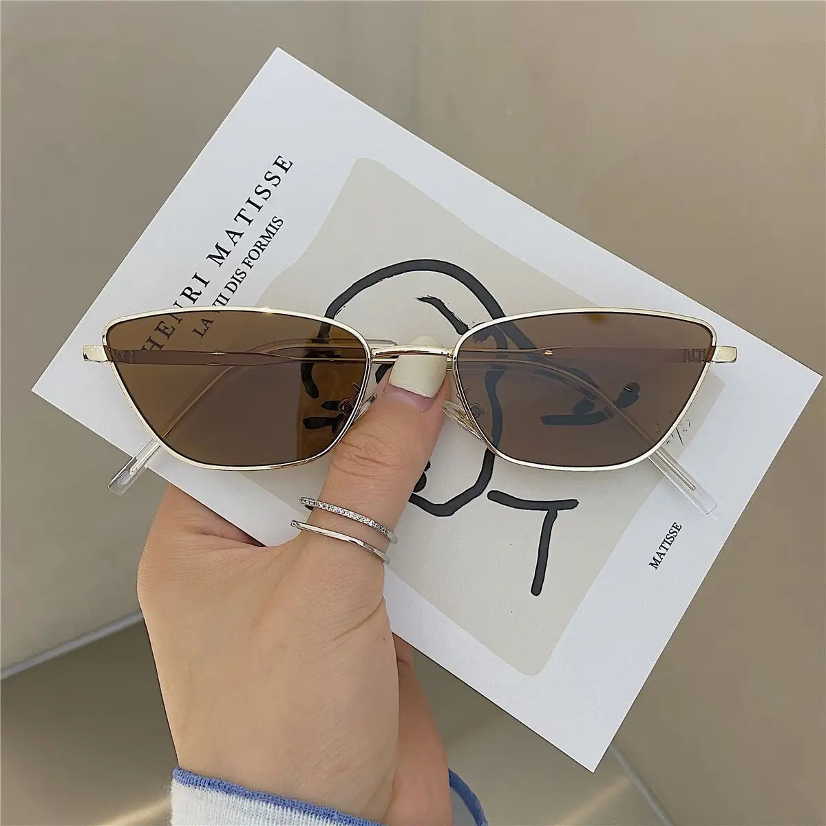 Women’s Classic Oversized Square Metal Sunglasses